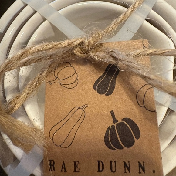 Rae Dunn White Ceramic Measuring Cups with Fox and Butterfly - Picture 2 of 3